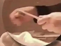 保洁用客房牙刷刷马桶、毛巾擦马桶后擦漱口杯！成都两家涉事酒店负责人被约谈