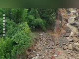 重庆永川暴雨村民被统一安置在酒店：救援人员来得很快，道路被大量杂物堵塞