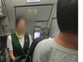 网友发现有乘客用智能眼镜偷拍空姐，记者实测：贴上遮光膜后录制几乎无法被察觉！品牌方：将尽快核查相关内容