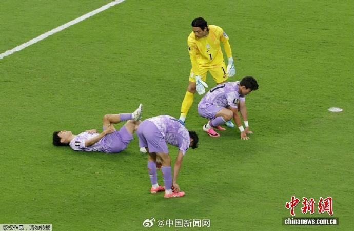 韩媒批评韩国队致命失误 金承奎与队友相撞致丢球