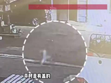 狗子能闯多大祸！陨石边牧跌入油池变“黑狗”，主人：洗了10遍看护48小时才脱险