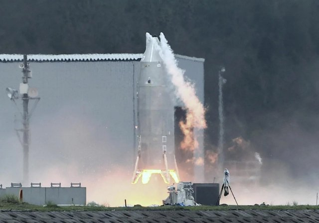日本“RV-X”小型实验机发射画面，图自日媒