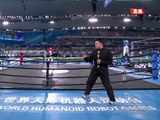 视频丨释小龙和1.8米大个儿机器人PK“旋风踢”
