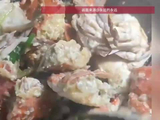 妈妈花60元买梭子蟹，女儿吃完看病花了900元：孩子说以后再也不吃了