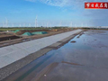 国庆期间，盐城淮河入海水道工程建设现场广大建设者放弃休息加班加点赶进度