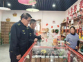 万荣县皇甫市场监管所：监管服务并举 护航国庆假期节日民生