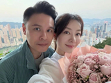 熊黛林46岁生日获郭可颂送粉红玫瑰　孖女全家福成焦点