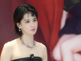 曾沛慈把巡演比作拆盲盒