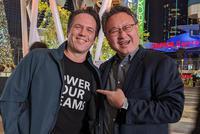 索尼x微软 TGA后吉田修平晒出与菲尔斯宾塞合影