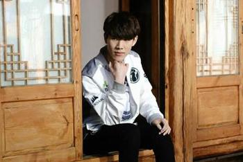 IG冠军Theshy评价Khan