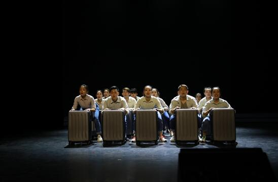 舞蹈《流动的城市》