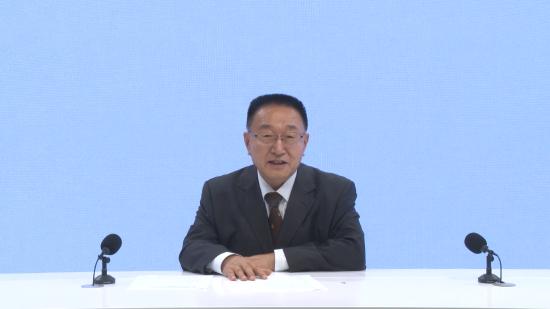 张鸣起致辞
