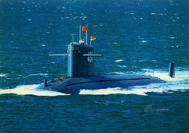 习总给让座 这位白发长者是中国核潜艇之父黄旭华