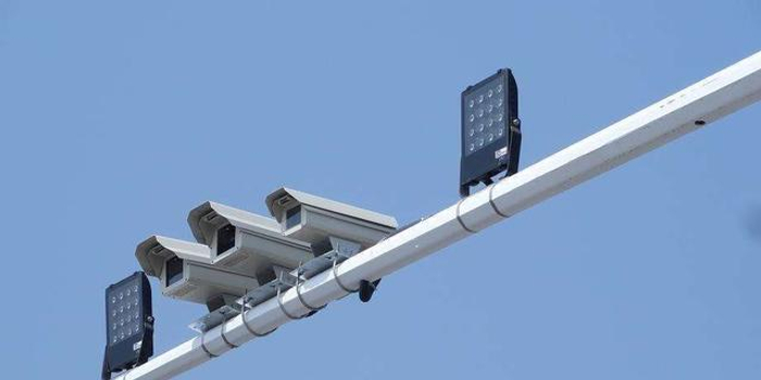 岳阳汨罗新增一电子警察和智能交通卡口