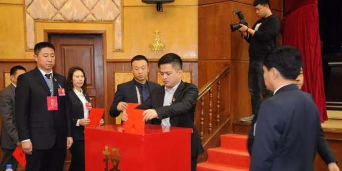 张茗朝当选通化市监察委员会主任