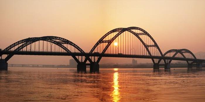 吉州赣江大桥图片