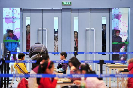 家长无疑是孩子学围棋的“第一推手”