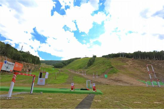 多名业内顶级飞手齐聚上演速度与激情的巅峰对决