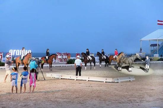 　摄影/ 依米影像