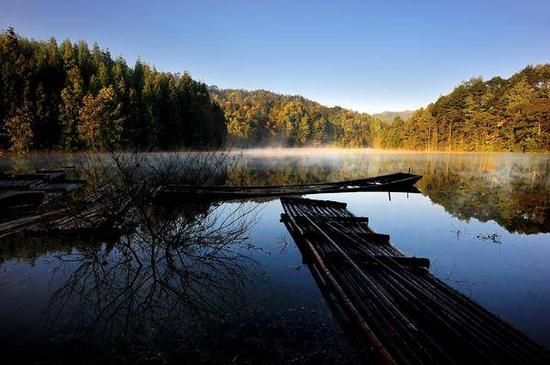 宁静的林都湖 寒枫摄影