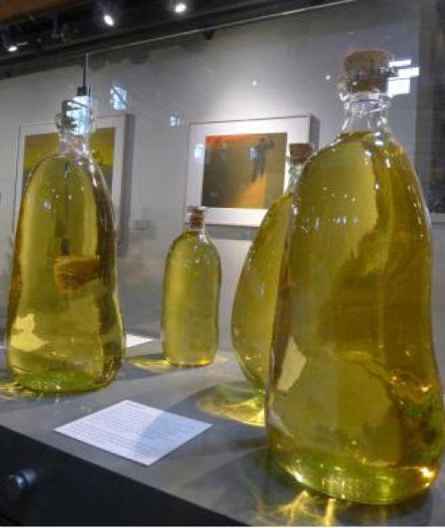 （图为鲸油 图源：观察者网）