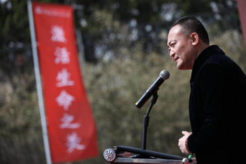 福日集团董事长、万丽海景健身俱乐部创始人曾显波董事长发言