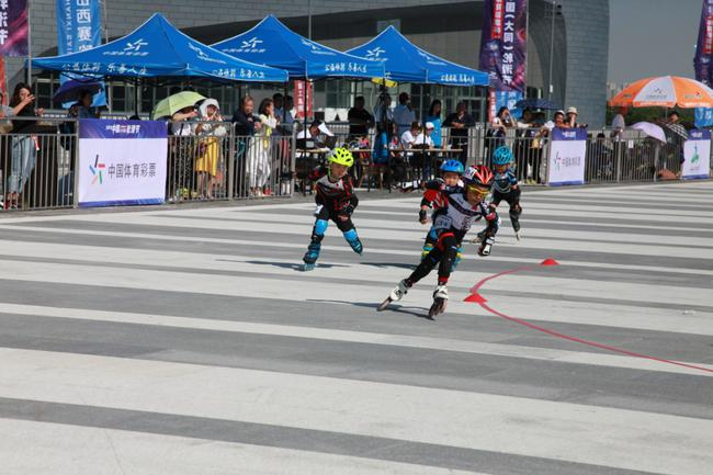 “体育彩票杯”2019中国•大同轮滑节比赛现场