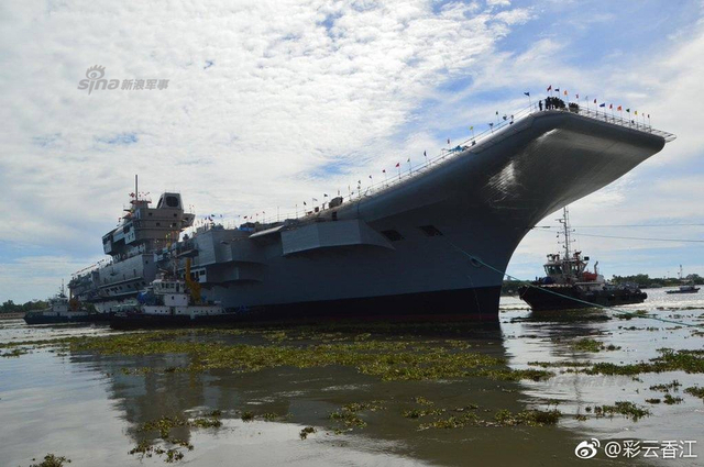甭想追上中国001A！印度航母第三次下水还这样