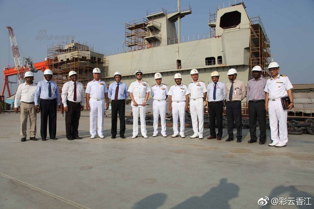 甭想追上中国001A！印度航母第三次下水还这样