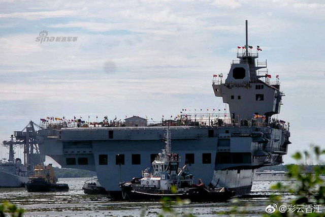 甭想追上中国001A！印度航母第三次下水还这样
