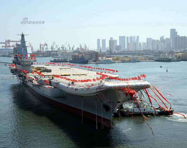 甭想追上中国001A！印度航母第三次下水还这样