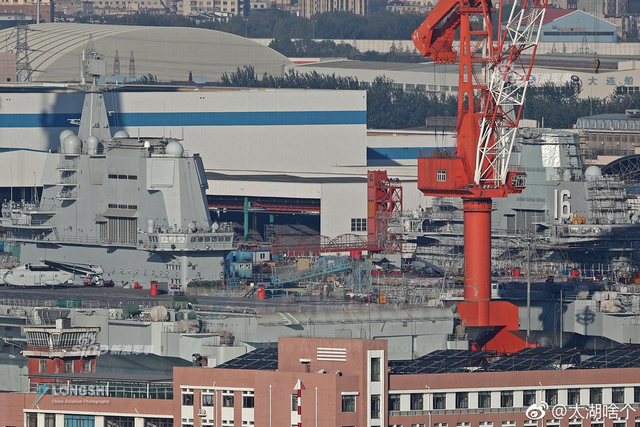 即将再海试？我国产航母主机试车 舰载武器撤防雨布