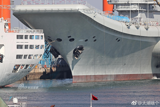 即将再海试？我国产航母主机试车 舰载武器撤防雨布
