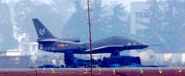 亮杀器!中印洞朗对峙时日喀则机场卫星图曝光