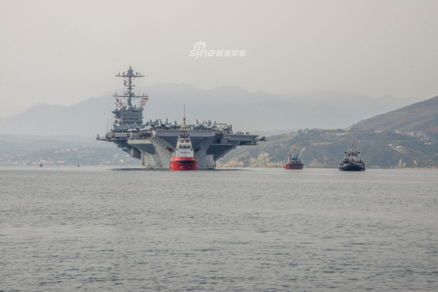 大哥出老千不？美布什号航母海上训练舰员公然玩牌