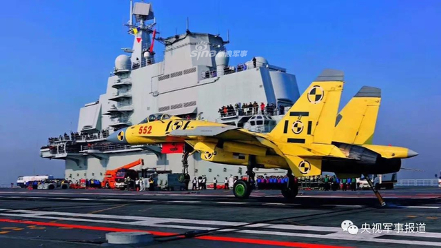 每个瞬间都值得铭记！回顾我歼15舰载机上舰6年历程