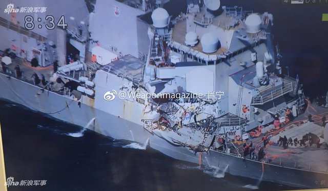 现场惨烈：美军宙斯盾舰在日本海域与货轮相撞