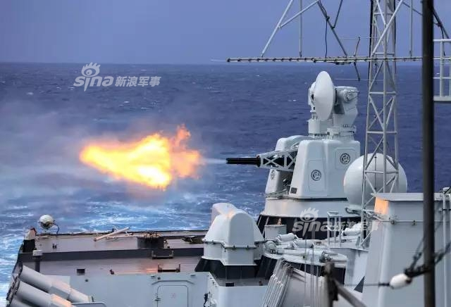 要警告谁：中国海军神盾舰编队在印度洋实弹演习