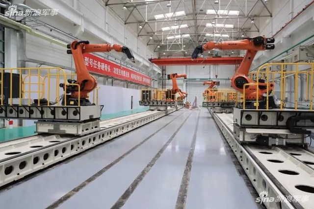 再也不用榔头敲！中国制造运20用上世界顶尖机器人