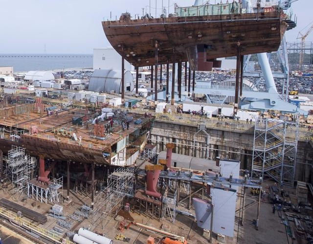 中国航母还需抓紧：美军第2艘福特级航母已成形