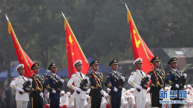 看得人热血沸腾：70张大图回顾国庆阅兵全程