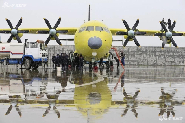 瑞雪兆丰年：中国空警500和高新机年底下饺子