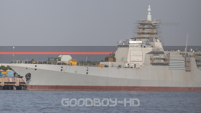 盾已装好：中国055大驱相控阵雷达到位颜值爆表