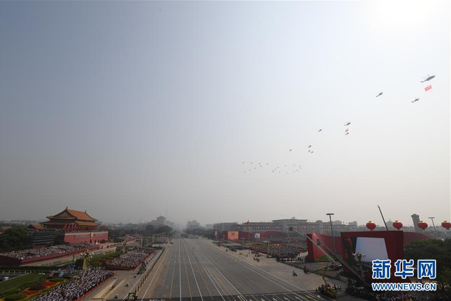 看得人热血沸腾：70张大图回顾国庆阅兵全程