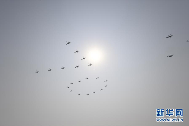 看得人热血沸腾：70张大图回顾国庆阅兵全程