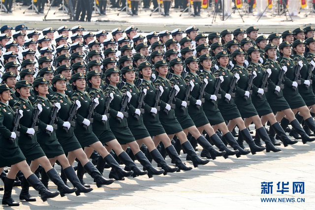 看得人热血沸腾：70张大图回顾国庆阅兵全程