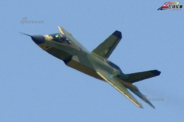 翼身一体成型：中国FC31战机总装画面罕见曝光