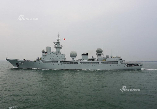 700公里外定位航母：我军第10艘电子侦察船曝光