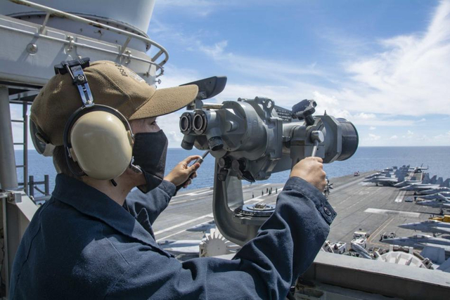 地区稳定破坏者!美国双航母战斗群再闯南海