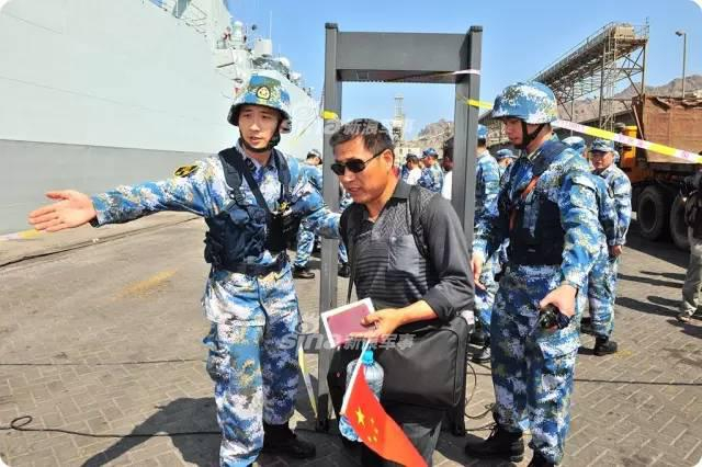 这才是大国风范!中国海军也门撤侨行动两周年